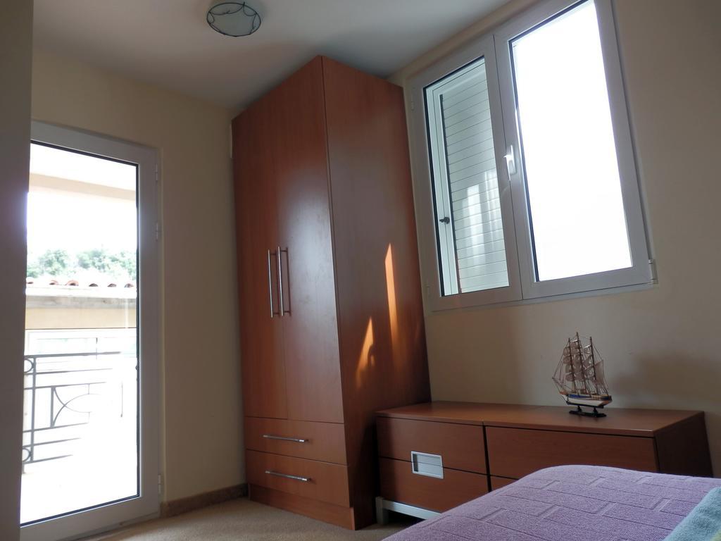 Apartments Esperanza Utjeha Exterior photo